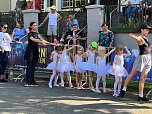 Die Tänzer und Tänzerinnen im Blauen Saal in Sondershausen (Foto: Tanzstudio Radeva)