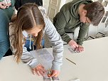 Die Klassen 10.2 und 10.5 im Foyer des Literaturarchivs (Foto: H.Roeder)