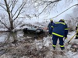 PKW-Bergung in der Helme (Foto: S.Dietzel)