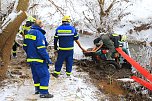 PKW-Bergung in der Helme (Foto: S.Dietzel)