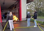 Kleinbrand löschen am Girlsday (Foto: Feuerwehr Heiligenstadt )