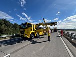 Verunglückter Bus an der A38 (Foto: S. Dietzel)