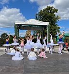 Das Tanzstudio Radeva begeistert bei Auftritten in Nordhausen und Sondershausen (Foto: Dimitar Radev)