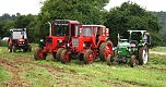 Landwirt Friedrich Wilhelm Steinemann aus Berga voll im Einsatz (Foto: U.Reinboth)