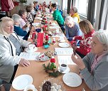 SEnioren bei der Weihnachtsfeier des Seniorentreffs in Jecha (Foto: Gudrun Dietrich)