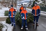 Jugendfeuerwehr sammelt mit den Pfadfindern B&auml;ume (Foto: Niclas Jahns)