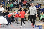 Sportlerinnen und Sportler begeisterten beim Indoor-Kugelsto&szlig;en, in der Wiedigsburghalle in Nordhausen, das Publikum (Foto: Eva Maria Wiegand)