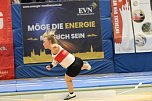 Sportlerinnen und Sportler begeisterten beim Indoor-Kugelsto&szlig;en, in der Wiedigsburghalle in Nordhausen, das Publikum (Foto: Eva Maria Wiegand)