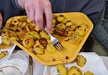 Kartoffelscheibenessen in G&ouml;rsbach (Foto: C. Wilhelm)