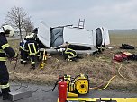 Unfall in Dingelst&auml;dt (Foto: Feuerwehr Dingelst&auml;dt)