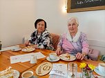 Hanna und Margot von der Senioren-Initiative WB 4 zu Besuch im Café Schwesterherz in Bad Langensalza (Foto: Thomas Leipold) Hanna und Margot von der Senioren-Initiative WB 4 zu Besuch im Café Schwesterherz in Bad Langensalza (Foto: Thomas Leipold)
