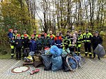 Eine Stunde für dein Dorf - Müllsammelaktion in Breitenbach (Foto: Stadt Leinefelde-Worbis) Eine Stunde für dein Dorf - Müllsammelaktion in Breitenbach (Foto: Stadt Leinefelde-Worbis)