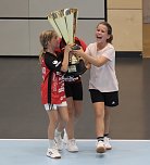 Kinder mit THC Pokal (Foto: Eva Maria Wiegand)
