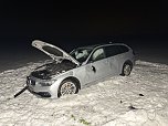 Glück im Unglück hatte der Fahrer eines BMW. Er wurde bei dem Unfall nur leicht verletzt. (Foto: Silvio Dietzel) Glück im Unglück hatte der Fahrer eines BMW. Er wurde bei dem Unfall nur leicht verletzt. (Foto: Silvio Dietzel)