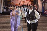 S&uuml;dharzhalle Ellrich kochte beim Auftakt mit neuem Prinzenpaar (Foto: Sven Tetzel)