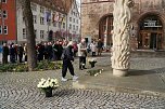 Gedenken zum 81. Jahrestag der Bombardierung Nordhausens auf dem Rathausplatz (Foto: agl)