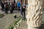 Gedenken zum 81. Jahrestag der Bombardierung Nordhausens auf dem Rathausplatz (Foto: agl)