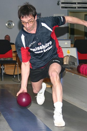 Dirk Steinm&uuml;ller leitete mit Tagesbestleistung der Salzaer Triumph &uuml;ber Meiningen ein. (Foto: Steinm&uuml;ller)