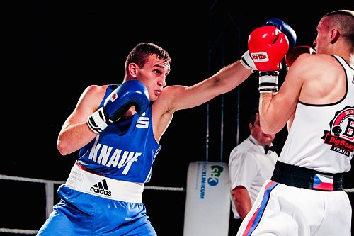 Leistungstr&auml;ger Denis Radovan (blaues Dress) (Foto: Christoph Keil)