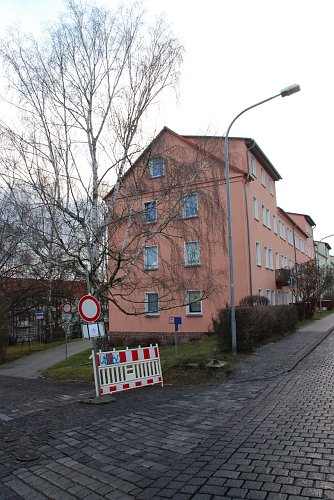 Die "Stra&szlig;e des Aufbaus", Ecke "Am kalten Graben" in Eisleben hat einen Hingucker weniger. Der Stahlmast wurde entfernt. (Foto: Jochen Miche)