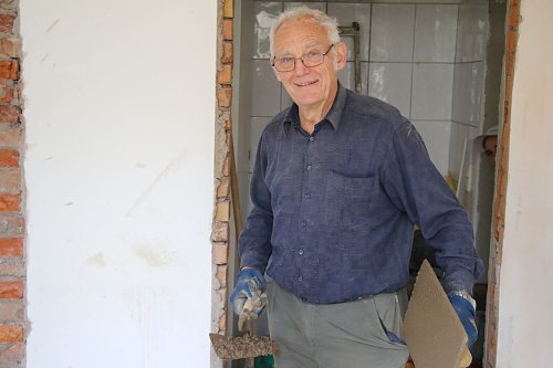 Wie immer flei&szlig;ig bei der Arbeit: Arthur Stark  (Foto: agl)