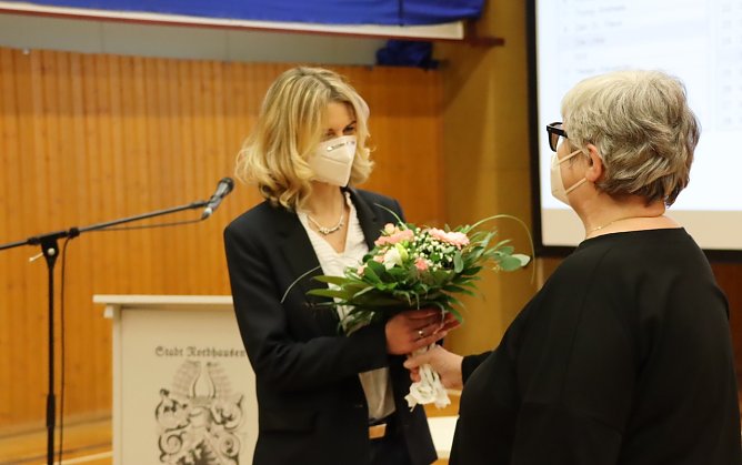 Alexandra Rieger nach der Wahl zur hauptamtlichen Beigeordneten (Foto: © Stadt Nordhausen)