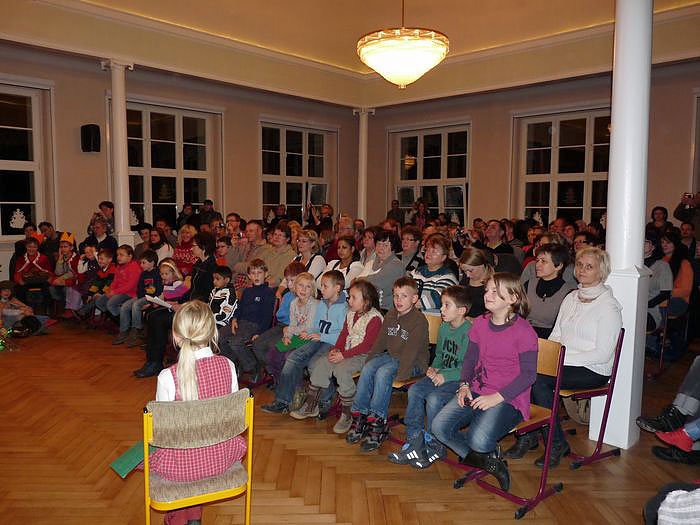 Weihnachtsspiel (Foto: Karl-Heinz Herrmann) Weihnachtsspiel (Foto: Karl-Heinz Herrmann)