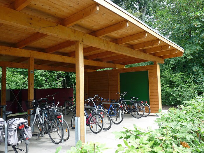 Drei Scheiben abschneiden (Foto: Karl-Heinz Herrmann)