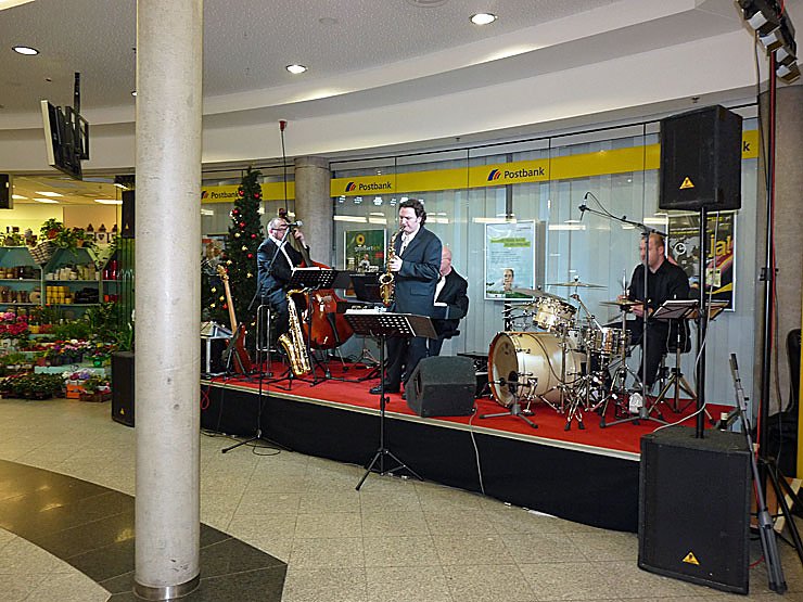 10 Jahre Galerie (Foto: Karl-Heinz Herrmann) 10 Jahre Galerie (Foto: Karl-Heinz Herrmann)