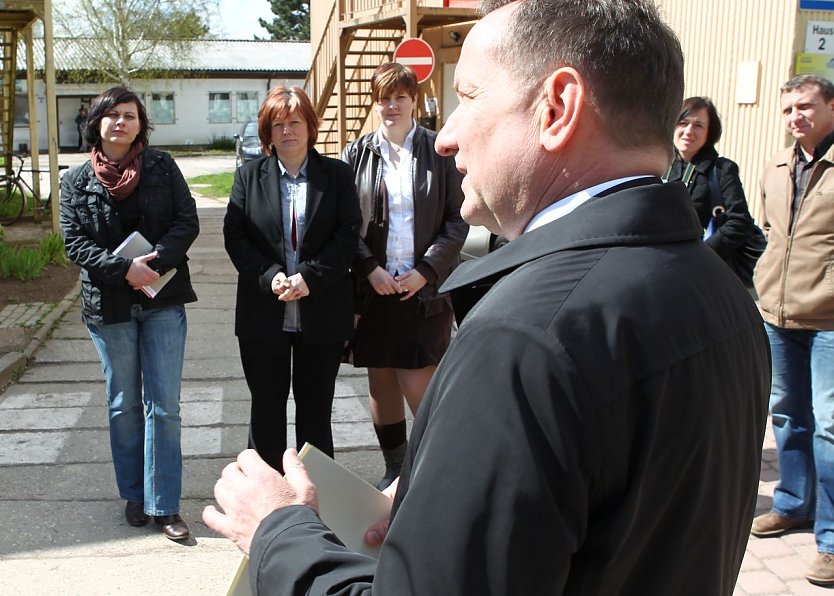 Poppenh&auml;ger besucht Horizont-Verein (Foto: nnz)