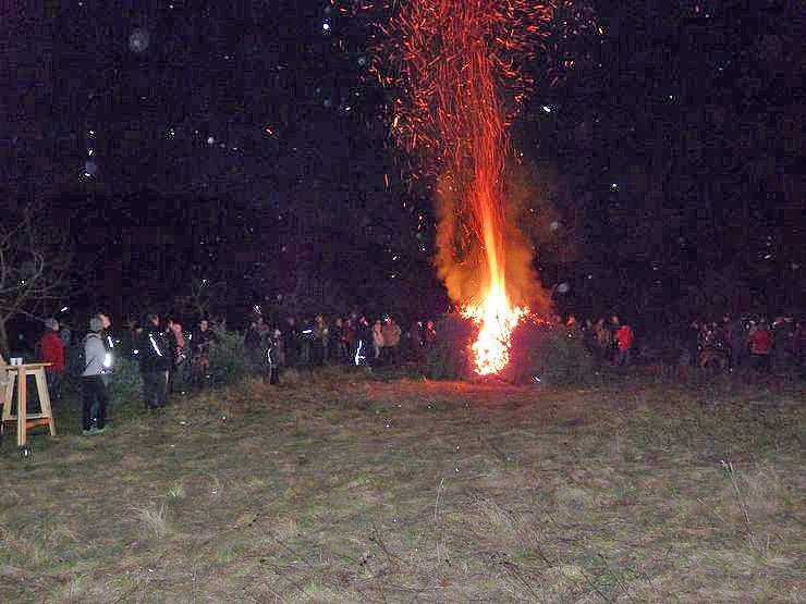 Knutfest in Jechaburg! (Foto: Karl-Heinz Herrmann)
