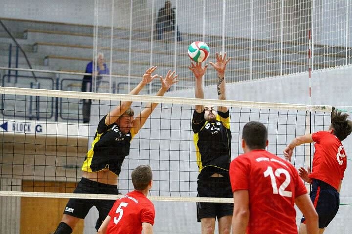 Wollen das Spiel gewinnen - die M&auml;nner des SVC (Foto: SVC)