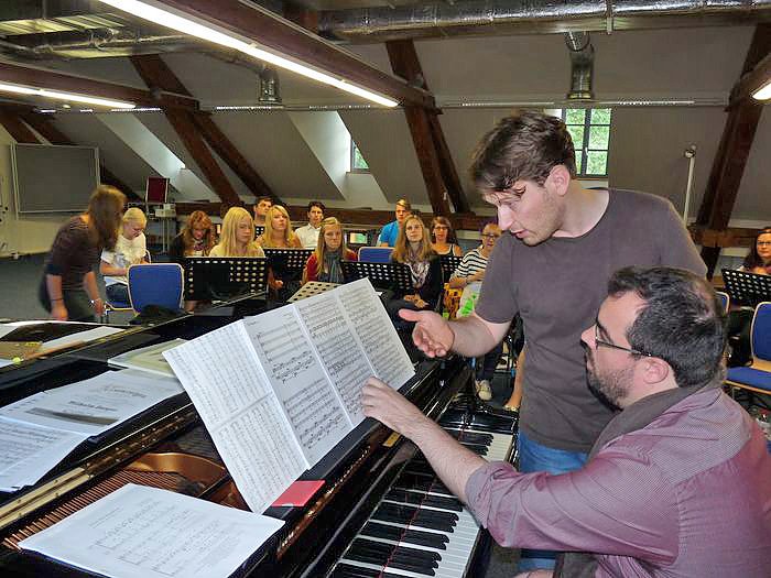 Beim Proben vorbeigeschaut (Foto: Karl-Heinz Herrmann)