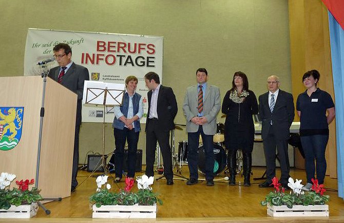 Hervorragende Ausbildungsbetriebe geehrt (Foto: Karl-Heinz Herrmann)