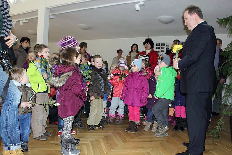 Zahlreiche Gratulanten kamen (Foto: Karl-Heinz Herrmann) Zahlreiche Gratulanten kamen (Foto: Karl-Heinz Herrmann)