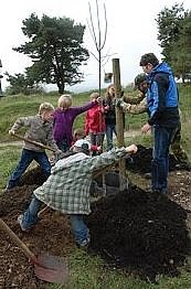 Tag der Parke im Naturpark Kyffhäuser (Foto: Narturparkverwaltung Kyffhäuser) Tag der Parke im Naturpark Kyffhäuser (Foto: Narturparkverwaltung Kyffhäuser)