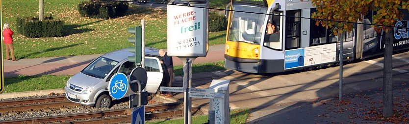 Im Schotterbett (Foto: M. Luck) Im Schotterbett (Foto: M. Luck)