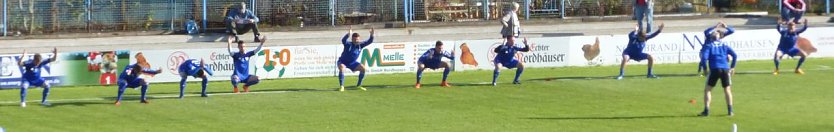 Das ist kein Spaß: Aufwärmen (Foto: nnz) Das ist kein Spaß: Aufwärmen (Foto: nnz)