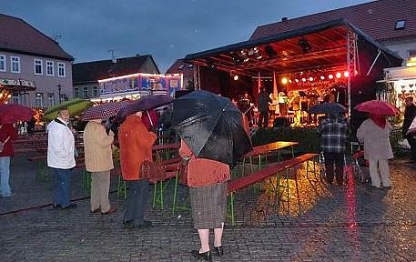 „Frankenhisser Weihnachtsmarkt“ (Foto: Karl-Heinz Herrmann)