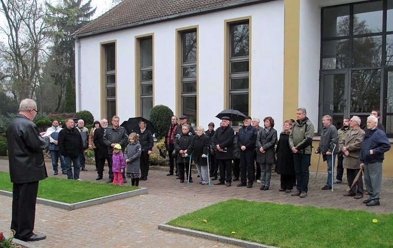 Gemeinsames Gedenken (Foto: Ina Römer)