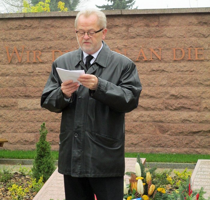 Gemeinsames Gedenken (Foto: Ina Römer)