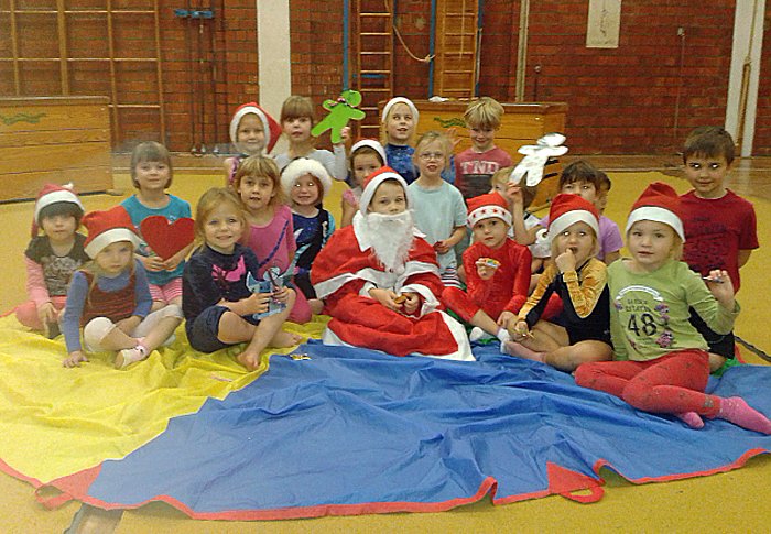 16. Weihnachtsturnen zum 2. Advent (Foto: Privat) 16. Weihnachtsturnen zum 2. Advent (Foto: Privat)