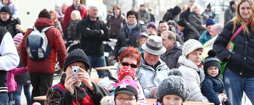 Das war einmal: Volksfeststimmung auf dem Petersberg - Ostersamstag 2014 (Foto: nnz)