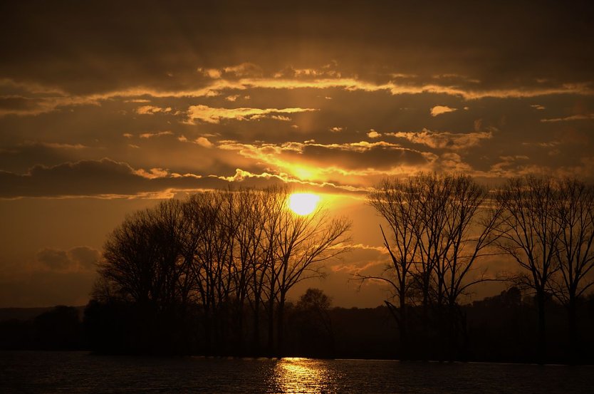 Sonnenuntergang bei Schiedungen (Foto: Xaver-Max H&ouml;ning)