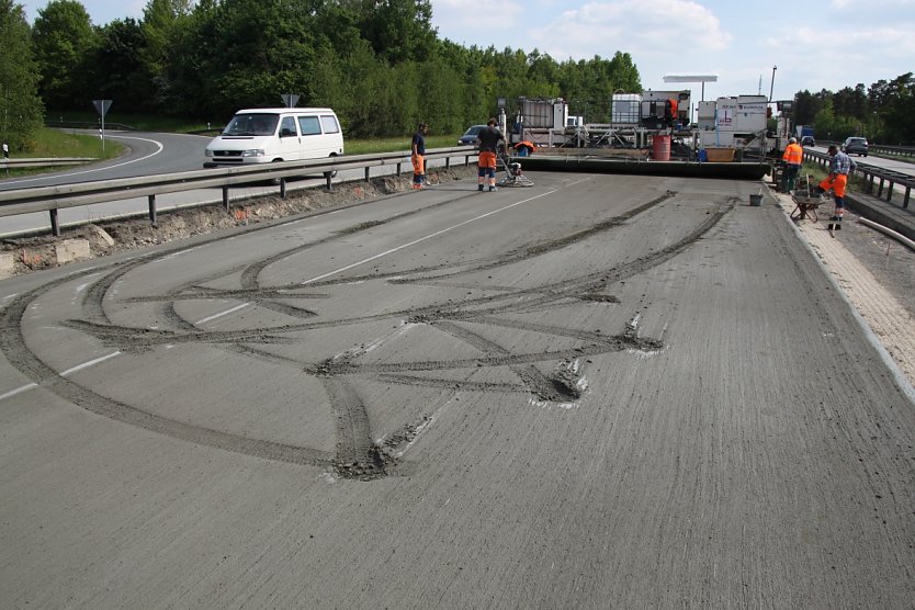 Beton (Foto: Autobahnpolizei) Beton (Foto: Autobahnpolizei)