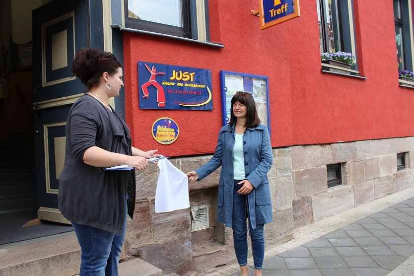 Kindertisch gestartet (Foto: Karl-Heinz Herrmann) Kindertisch gestartet (Foto: Karl-Heinz Herrmann)