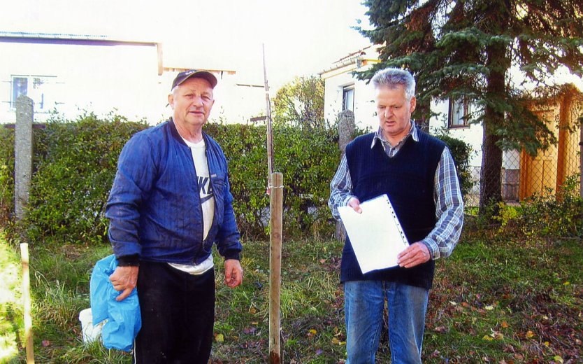 Selten gewordene Obstsorten gepflanzt (Foto: Hannlore Kutscha) Selten gewordene Obstsorten gepflanzt (Foto: Hannlore Kutscha)