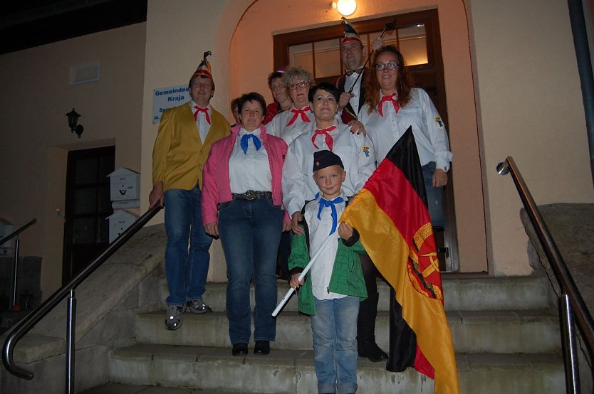 Auch in Kraja &uuml;bernahmen die Narren gestern das Regiment (Foto: Ilona Scharff)