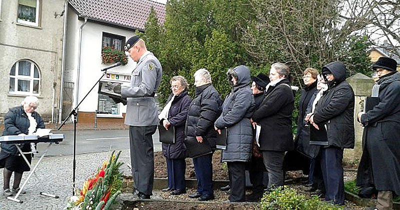Gedenken f&uuml;r die Opfer von Krieg und Gewalt (Foto: Wolf-J&uuml;rgen Tr&auml;ger)