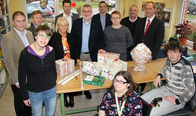 Geschenke gepackt (Foto: J. Piper)